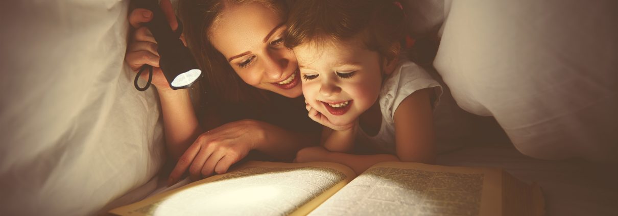 Les Bienfaits De Border Ses Enfants Faire Du Coucher Un Temps Riche Et Precieux Focus Famille